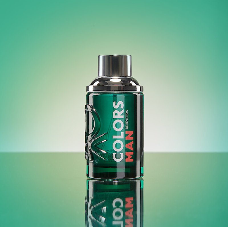cataloge of Colors de Benetton Man Green